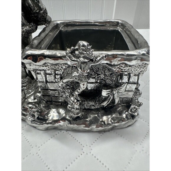 Silver Plated Santa And Chimney Candy Dish. Great Addition To Your Holiday Decor - Picture 14 of 16